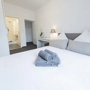 Berolina Haus 3*, Düsseldorf Duitsland